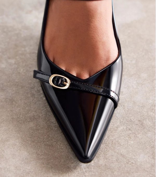 Salón Gioseppo 76190-SABIN...