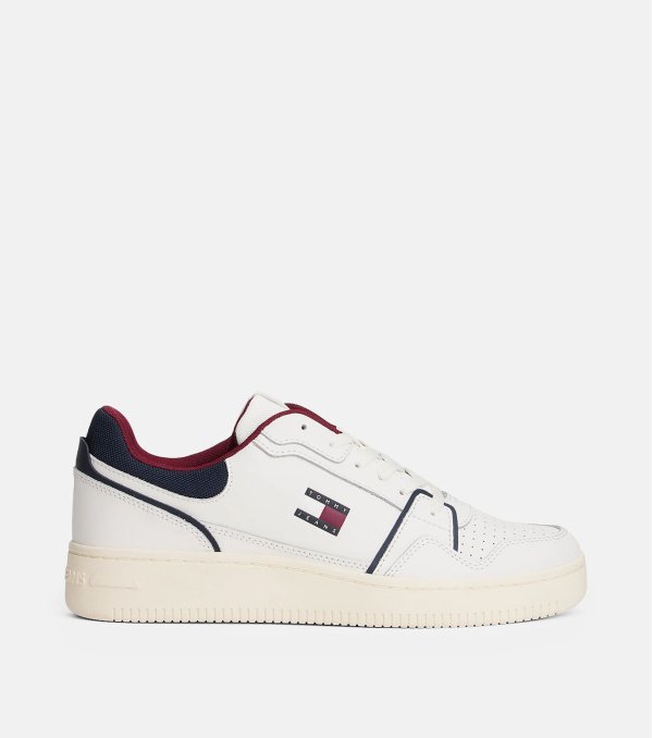 Deportivo Tommy Hilfiger...
