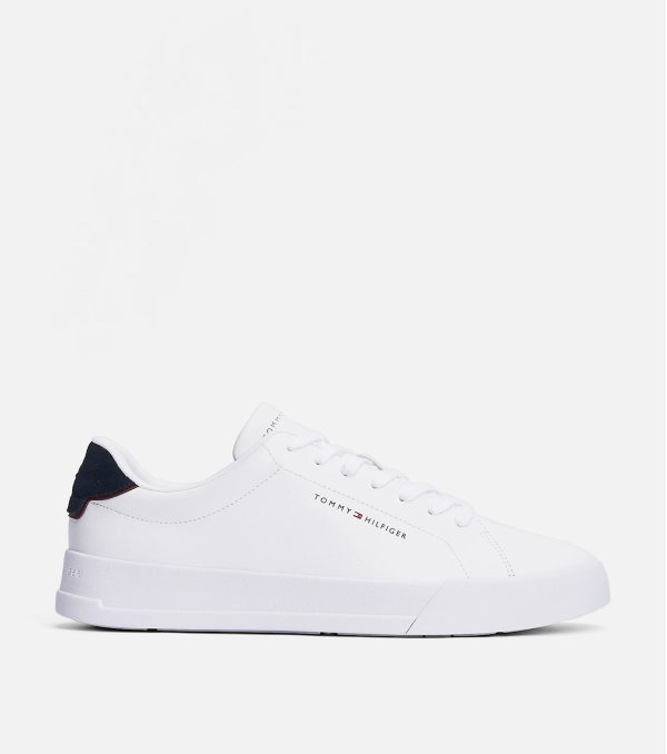 Deportivo Tommy Hilfiger...