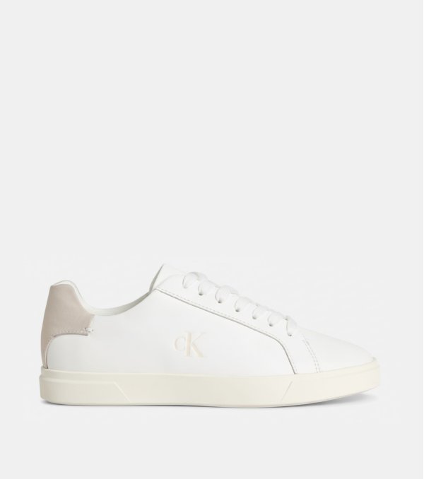 Deportivo Calvin Klein...