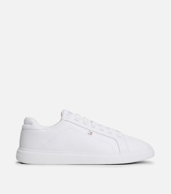 Deportivo Tommy Hilfiger...