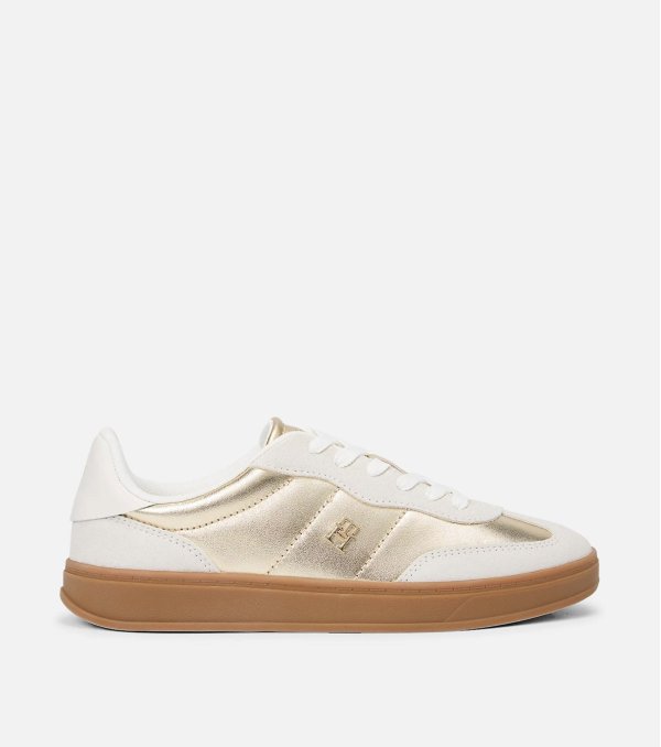 Deportivo Tommy Hilfiger...