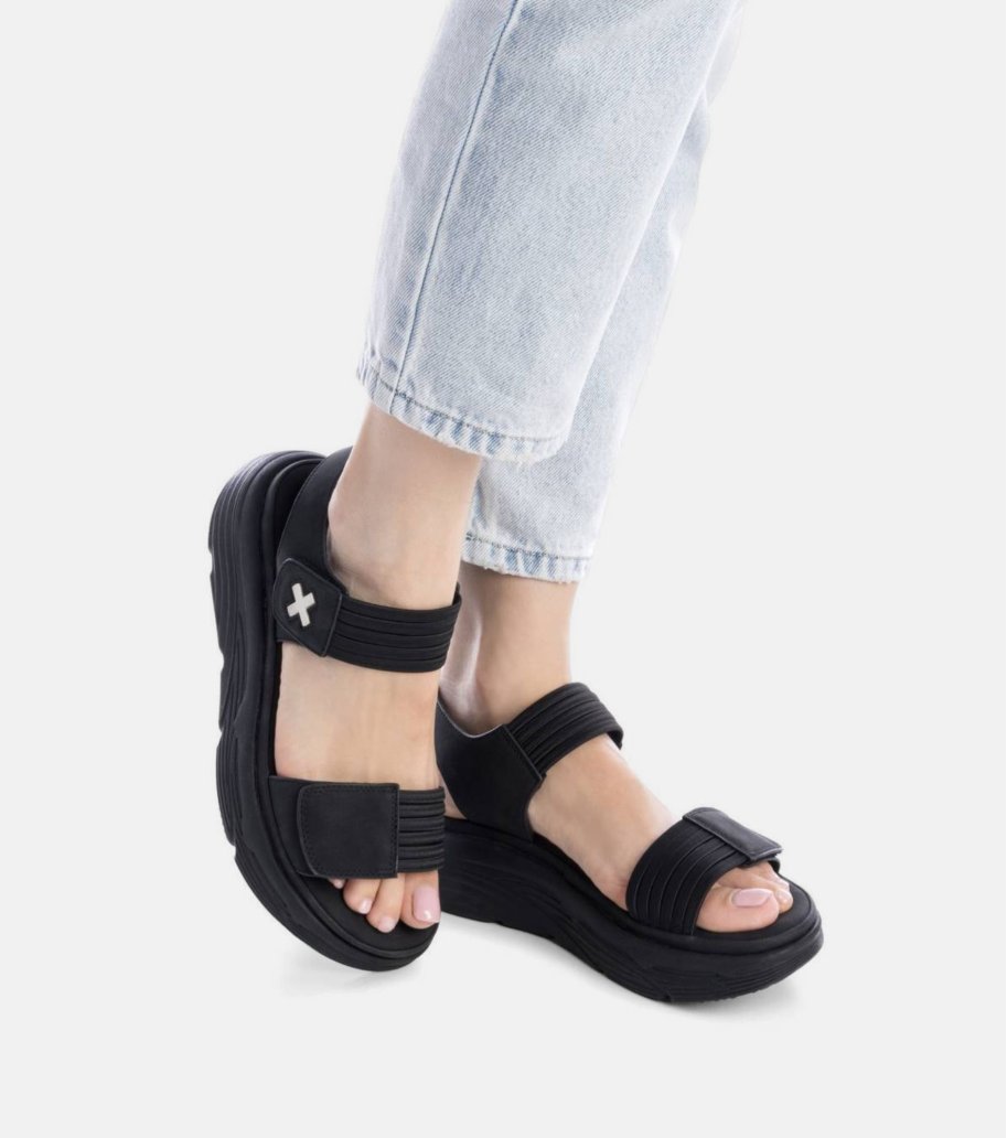 Sandalia plataforma mujer XTI 143986 Negro | Botticelli Talla 36