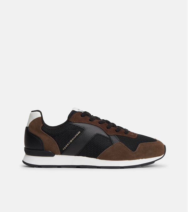 Deportivo Tommy Hilfiger...