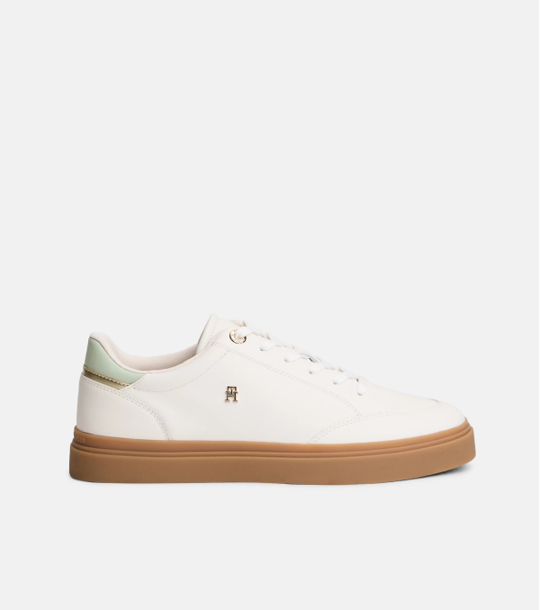 Deportivo Tommy Hilfiger...