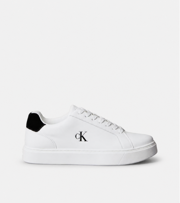 Deportivo Calvin Klein...