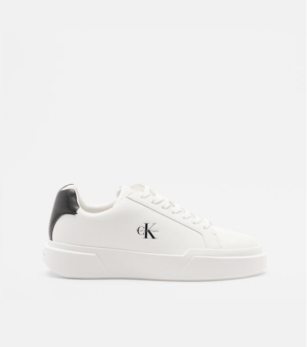 Deportivo Calvin Klein...