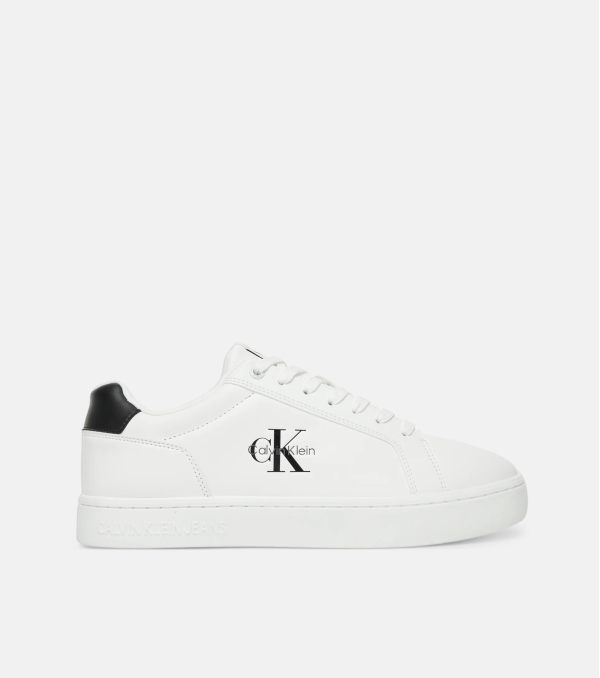 Deportivo Calvin Klein...